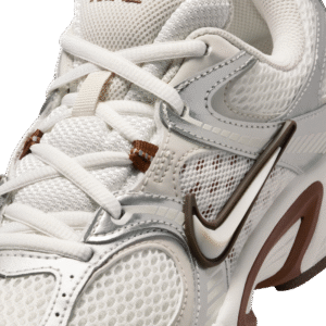 Nike V5 RNR Sail/Fauna - Image 5